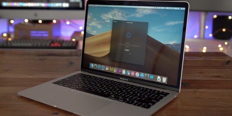 Sebahagian kecil papan induk Macbook Air bermasalah, boleh diganti percuma