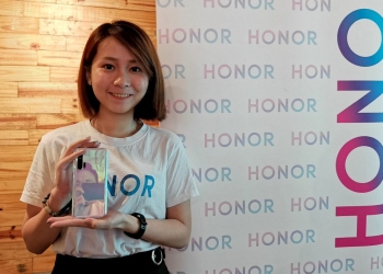 Honor 20 Pro hadir dengan warna baru putih beku dan Honor Band 5 percuma