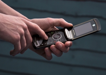 Motorola akan kembali dengan ‘pisau cukur’ boleh lipat