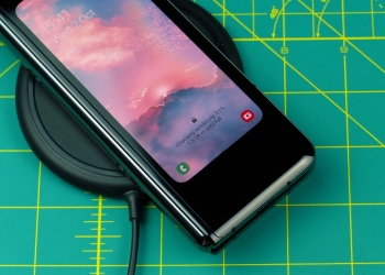 Hands-on Galaxy Fold: Telefon Boleh Lipat Terbaik, Setakat Ini
