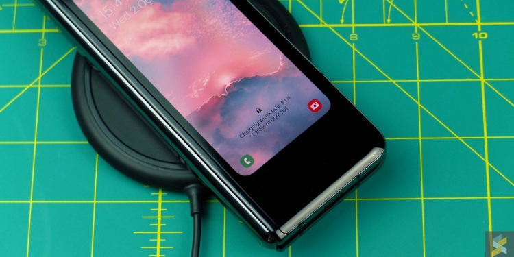 Hands-on Galaxy Fold: Telefon Boleh Lipat Terbaik, Setakat Ini
