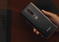 Edisi Mclaren OnePlus 7T Pro mengancam di luar menarik di dalam