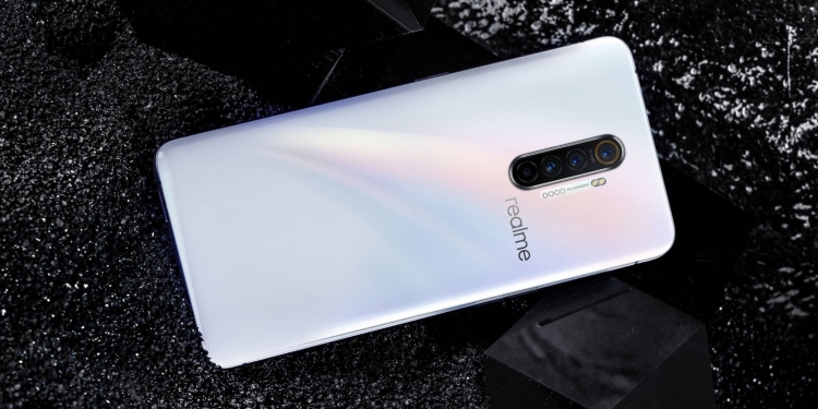 Realme X2 Pro telefon flagship yang boleh membunuh OnePlus 7T