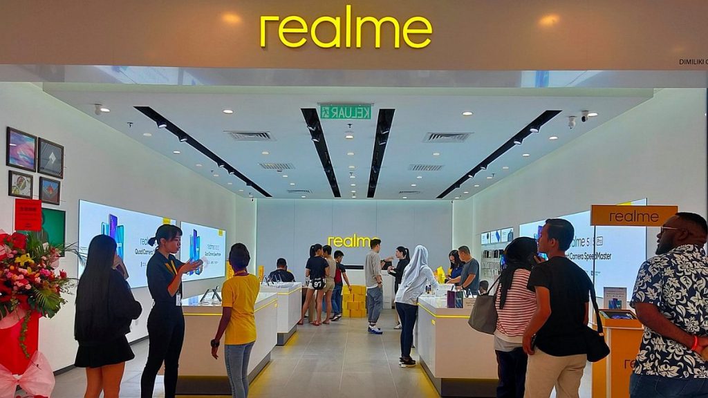 realme outlet