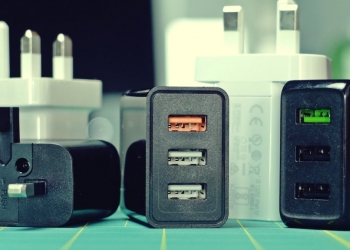 Anda Jumpa Pengecas USB Murah? Fikir Banyak Kali Sebelum Belinya