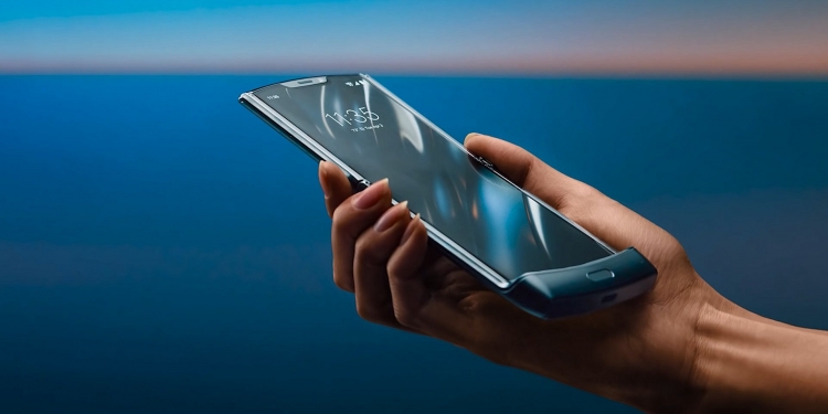 Jualan Moto Razr ditangguhkan ke tahun depan