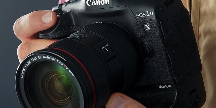 Canon EOS-1D X Mark III: Maklumat Penjualannya Di Malaysia
