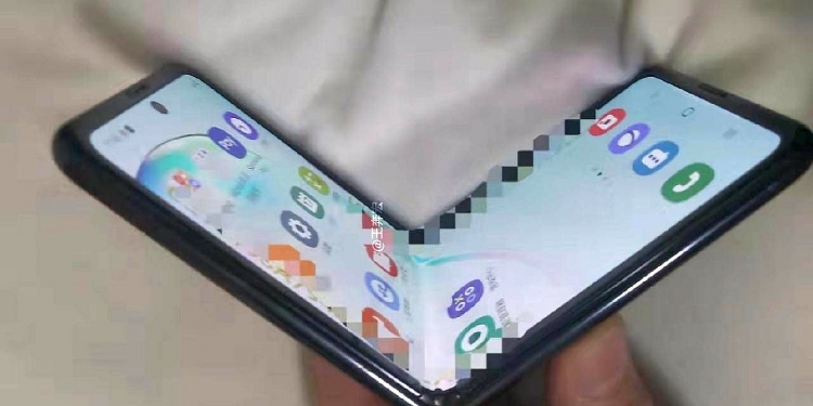 Telefon boleh lipat kedua Samsung tidak akan dipanggil Galaxy Fold 2