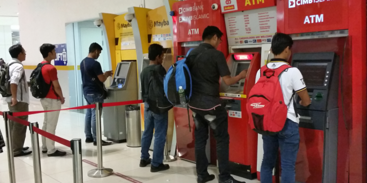 ATM beroperasi dari 7 pagi hingga 10 malam sepanjang Perintah Kawalan Pergerakan