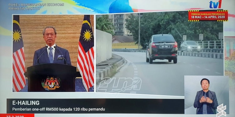Pemandu e-hailing turut terima bantuan tunai bersama pemandu teksi