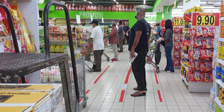 Semua kedai dan khidmat penghantaran beroperasi selama 12 jam bermula fasa kedua PKP