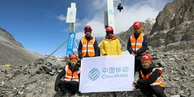 Telco China berlumba-lumba pasang ibu sawat 5G di Gunung Everest