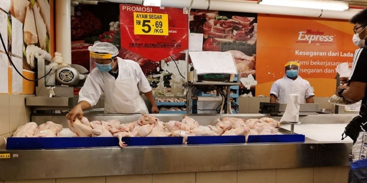 Orang ramai digesa melapor ke KPDNHEP jika ada kenaikan harga barang kawalan
