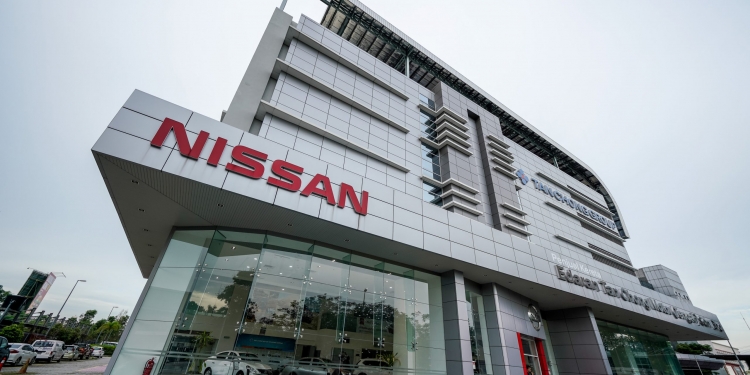 Nissan buka kembali operasi pusat pameran dan servis, tawar promosi sempena Aidilfitri