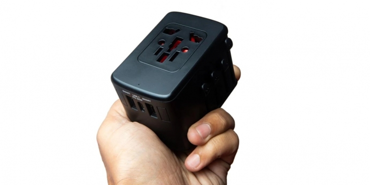 Sokong pendanaan G6, pengecas pelbagai kepala 61W terkecil dengan diskaun 50% untuk waktu terhad