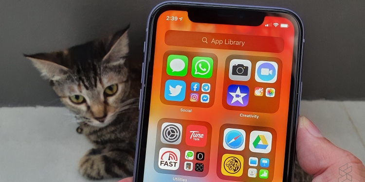 Banyak app iPhone tidak boleh dilancarkan angkara Facebook