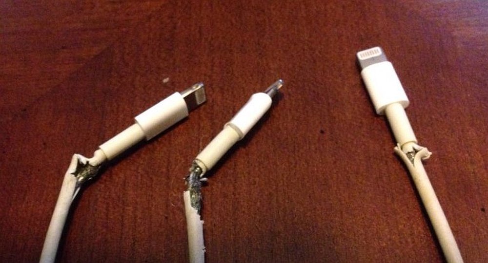 Kabel Lightning baru di iPhone 12 tidak mudah patah dan 