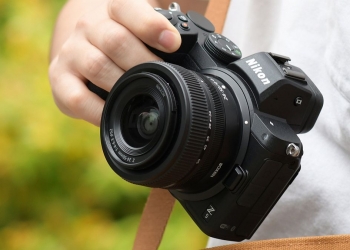 Nikon Z5 jadi jambatan APS-C kepada Full Frame tanpa koyakkan poket