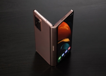 Samsung Galaxy Z Fold 2 baiki kelemahan terbesar Galaxy Fold