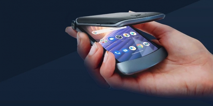 Motorola Razr 5G tampil meriahkan segment telefon boleh lipat