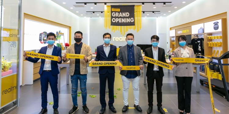 TV Pintar Realme ‘akan datang’ dipamer di pembukaan Stor Realme Sunway Pyramid
