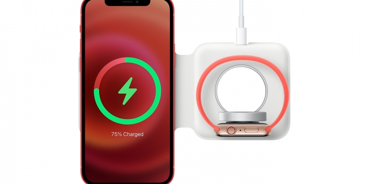 Pengecas dwi-peranti Apple MagSafe Duo akan dijual di Malaysia dari RM589