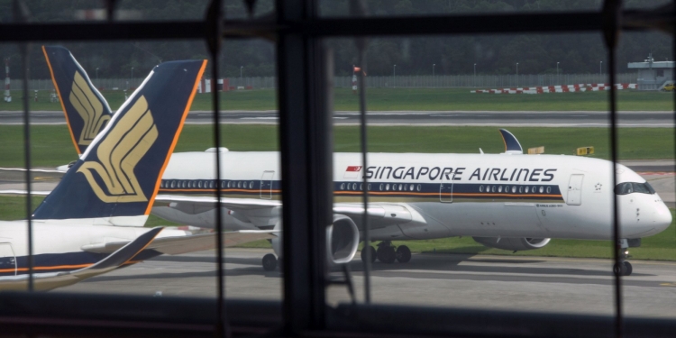 Singapura dan Hong Kong akan mula buka sempadan udara antara keduanya mulai 22 November