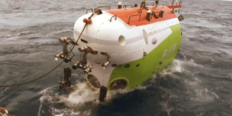 Kapal selam China ini livestream selaman mereka menuruni Jurang Mariana