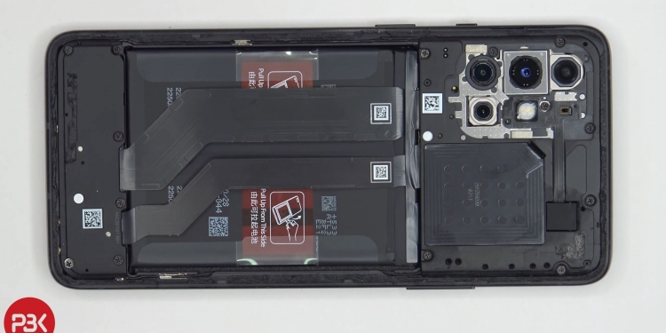 OnePlus 8T Cyberpunk 2077 dicerakinkan untuk dedah rahsia kemasan Sandstone