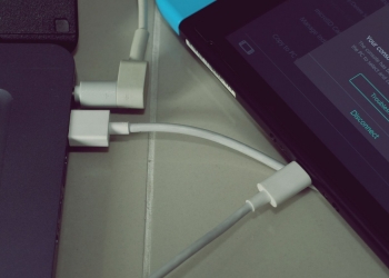 Ini cara pindah keluar screenshot dan video dari Nintendo Switch gunakan kabel USB