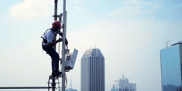 Celcom akan naik taraf 4,700 tapak dengan teknologi 4G terkini menjelang Februari 2021