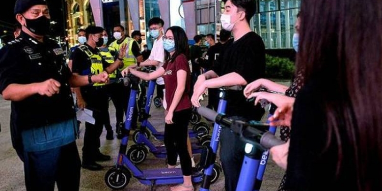 E-skuter dilarang atas jalan raya mulai 1 Jan 2021, boleh didenda RM1,000 atau penjara 3 bulan