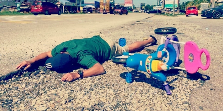 Adakah anda percaya JKR akan tampal lubang jalan dalam masa 24 jam?