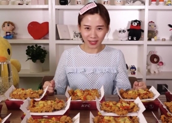 Individu buat video mukbang di China bakal didenda lebih RM60,000
