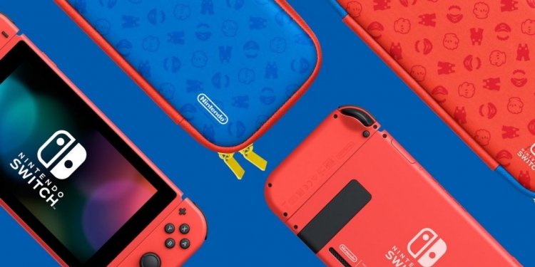 Nintendo Switch edisi Mario hadir dalam warna merah garang