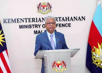 Pakai topeng muka tapi gagal patuh penjarakan fizikal punca peningkatan COVID-19