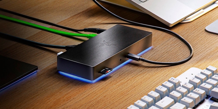 Razer ada dock semua-dalam-satu yang sangat berguna untuk produktiviti