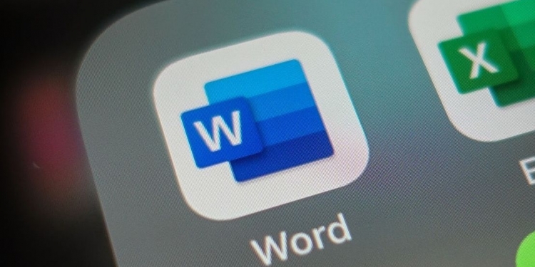 Microsoft Word akan ada ramalan perkataan, masalah salah ejaan dapat diselesaikan