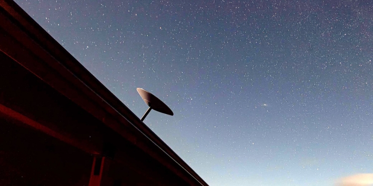 Starlink, penyedia internet satelit buka pendaftaran minat di Malaysia