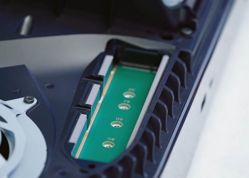 Slot storan M.2 PS5 akan diaktifkan seawal Jun 2021