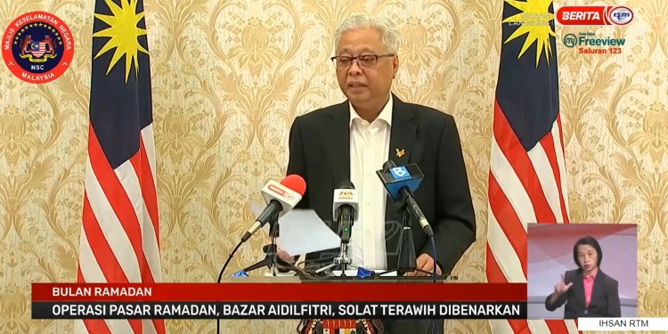 COVID-19: Param, Bazar Aidilfitri, dan Solat Tarawih dibenarkan