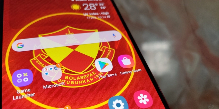 Caj pembangun aplikasi di Google Playstore akan dikurangkan separuh