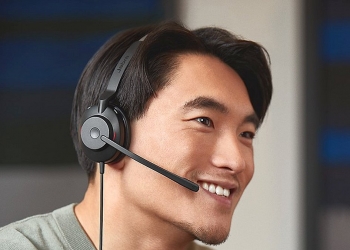 Jabra Evolve2 30, fon kepala dengan bunyi jelas dan terang di kedua belah pihak