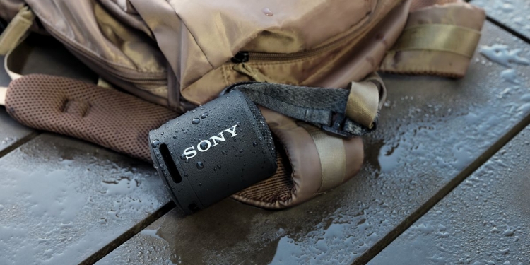 Sony SRS-XB13, pembesar suara cilik kalis air dengan hayat bateri 16 jam