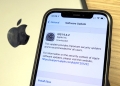 Kemaskini iOS 14.4.2 baiki masalah laman hasad yang menyerang pengguna iOS