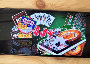 SKMM sekat 2,195 laman web & tutup 197,65 talian telefon yang promosi judi dalam talian