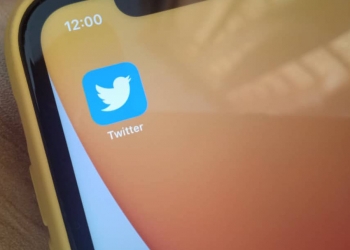 Twitter mula uji profil peniagaan  yang direka semula, ini bezanya berbanding akaun biasa