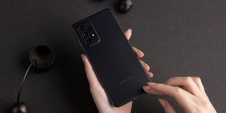 Duo Galaxy A32 ini ada banyak kelebihannya