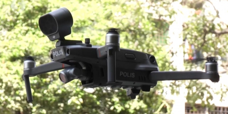 Polis guna dron untuk pantau pematuhan SOP PKP 3.0