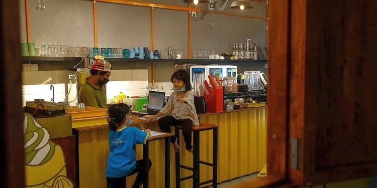 PENUTUPAN PENUH PKP: Bawah 12 tahun tidak boleh keluar rumah kecuali untuk 4 perkara